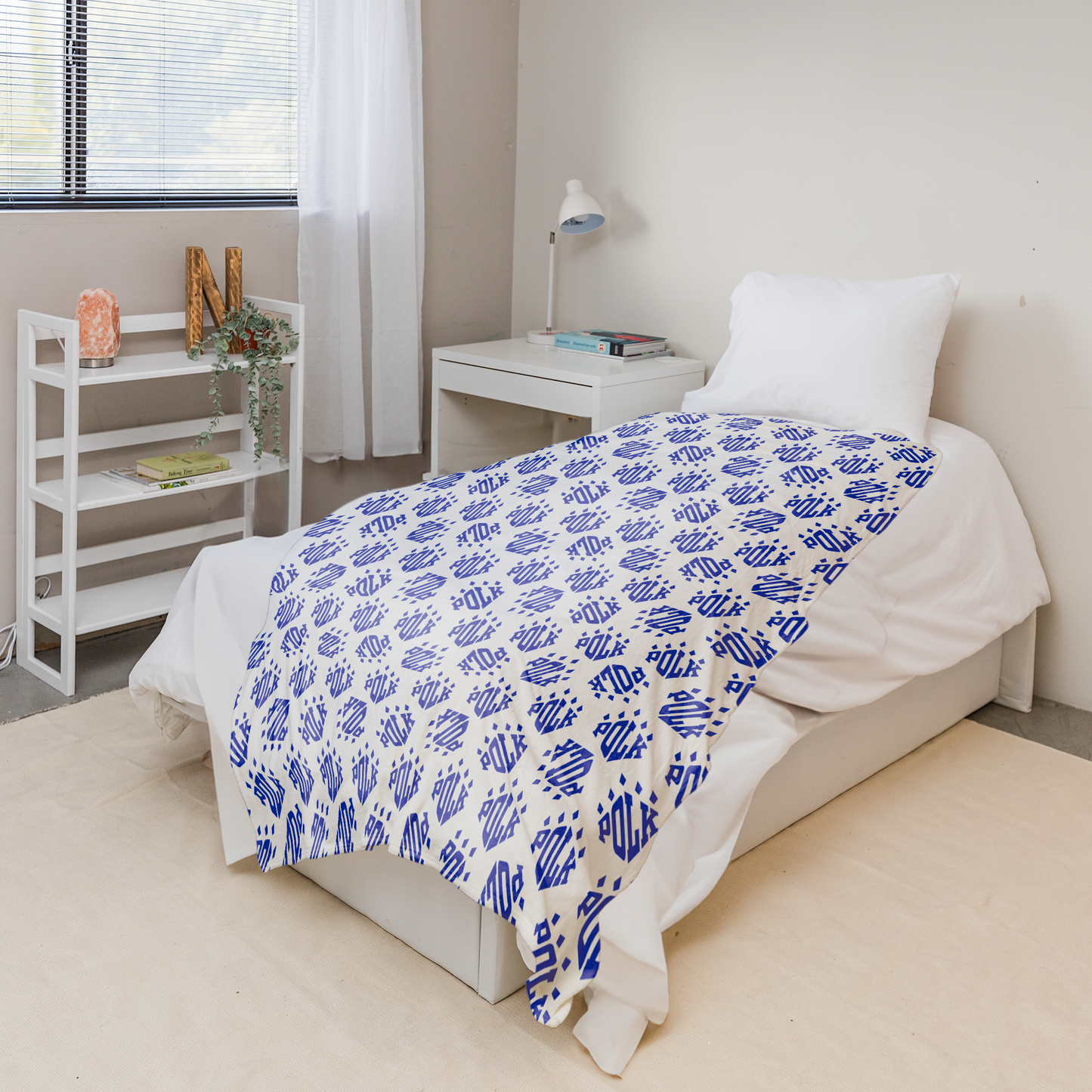 Polk Paw Logo Pattern, Blue 50"x60" Fleece Blanket